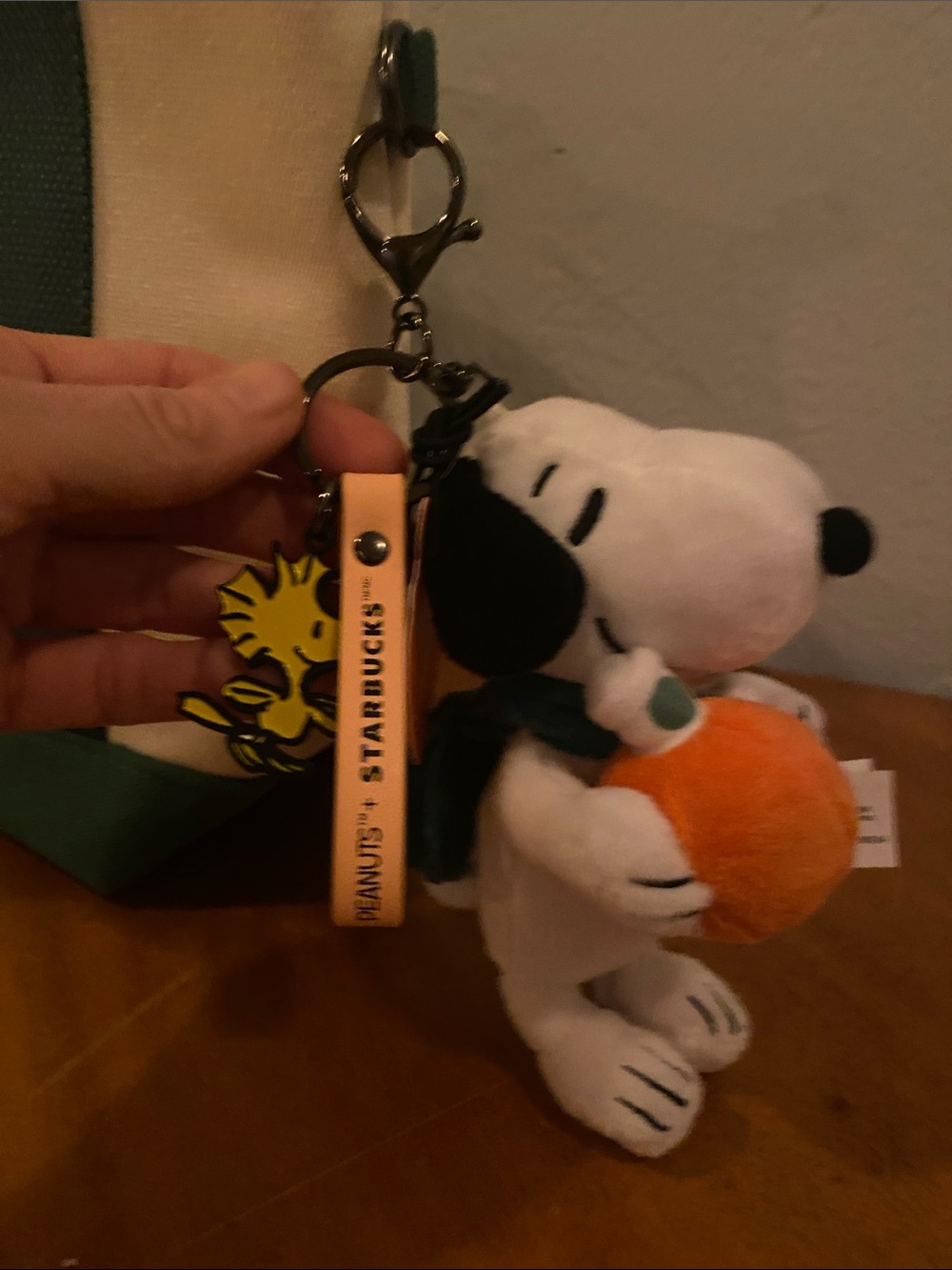 Starbucks x Peanuts Green & Cream Canvas Tote with Snoopy Charm - Picture 2 of 6